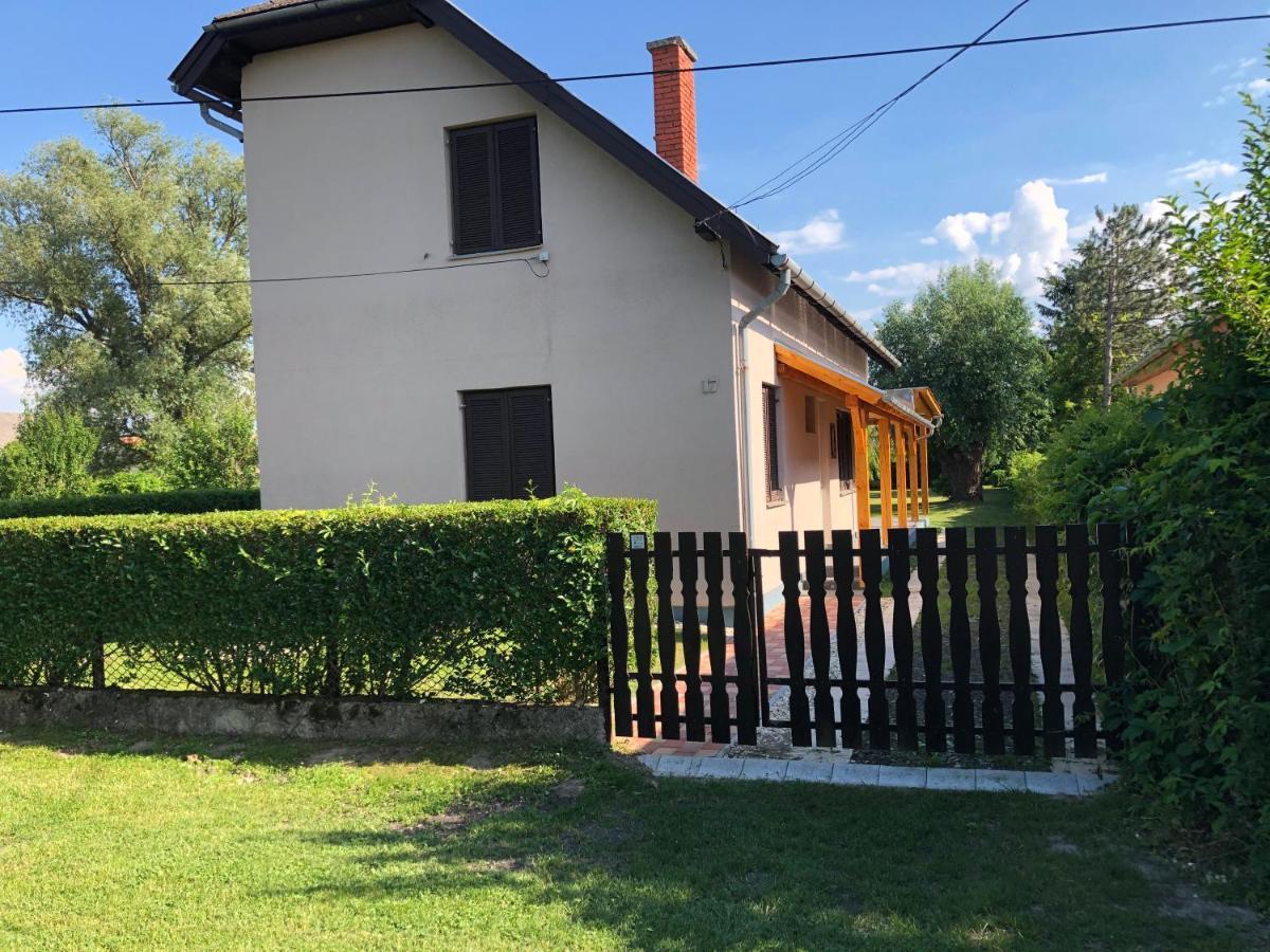 Ferienhaus Maria Balatonmáriafürdő